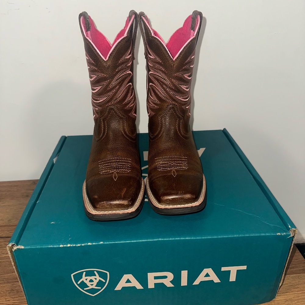 Youth Firecatcher Western Boot size 2 🤠
